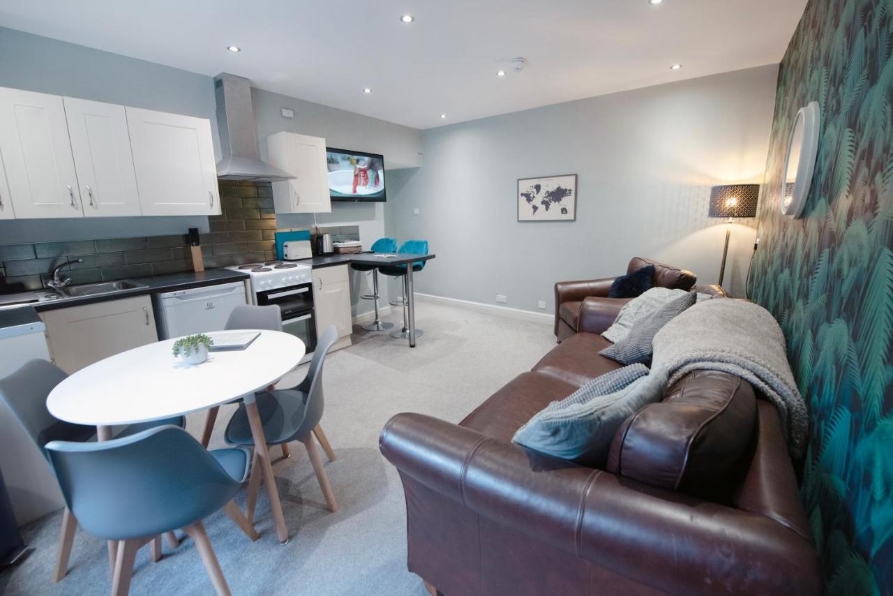 Stamford Guest House, 3 Min Walk To Southport Lord St, With Parking & Perfect Getaway Exterior foto