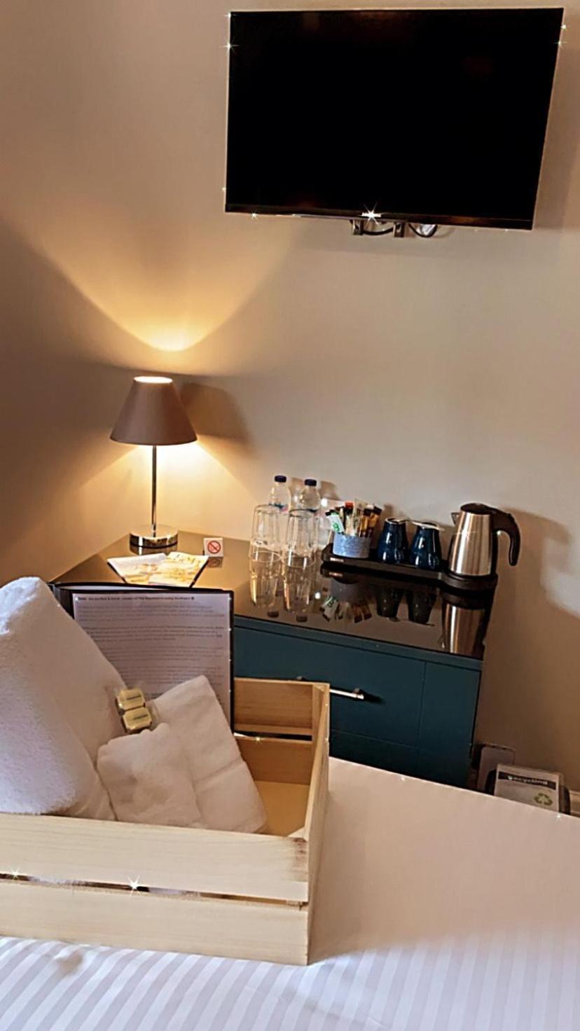 Stamford Guest House, 3 Min Walk To Southport Lord St, With Parking & Perfect Getaway Exterior foto